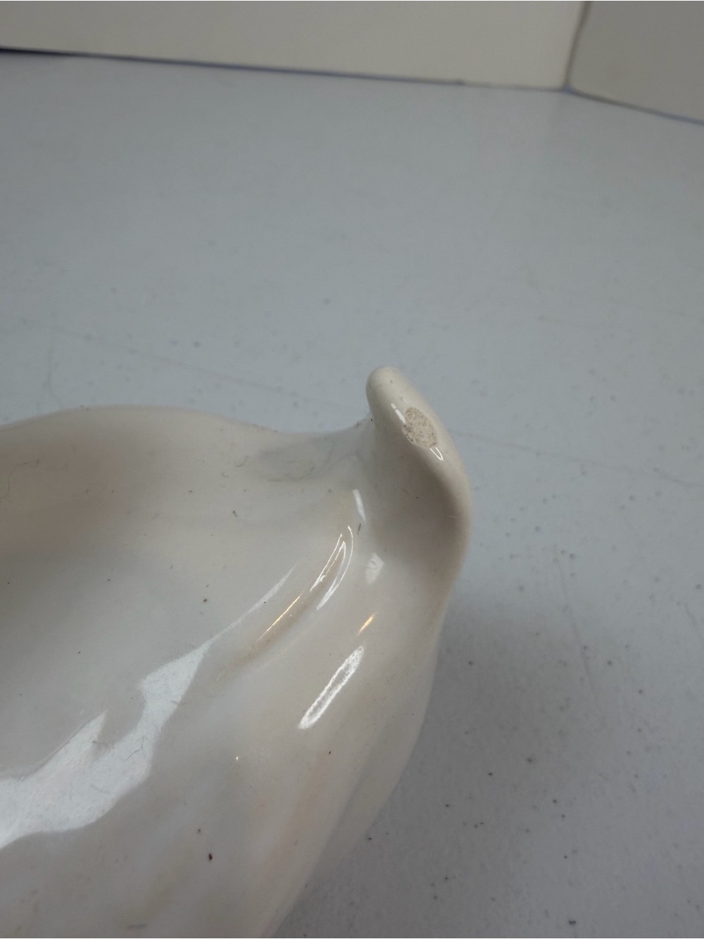 Vintage White Ceramic Duck Figurine Country Cottage Farmhouse Shelf Decor 1990s - Picture 7 of 8